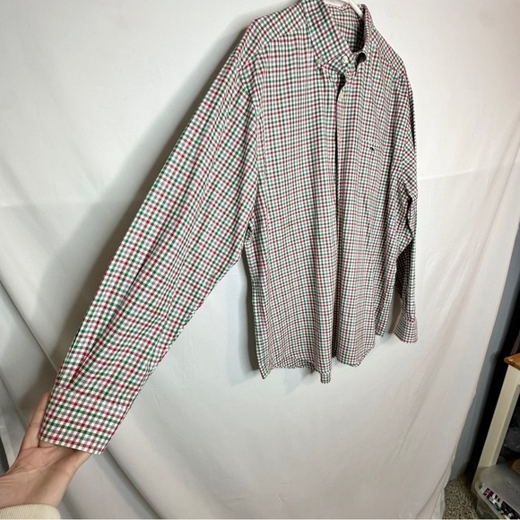 Vineyard Vines Plaid Red Green Button Down Classic Fit Tucker Shirt Men’s XL - Picture 7 of 9